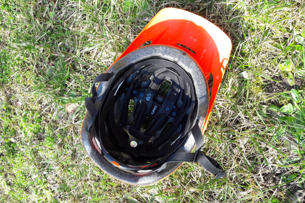 easycycle teste pour vous : Casque GIRO CHRONICLE MIPS