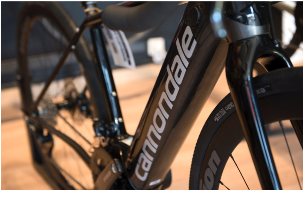 Retour d'exp&eacute;rience avec un v&eacute;lo de route &eacute;lectrique Cannondale Synapse NEO2